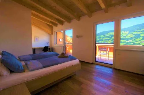 Ảnh Mountain Penthouse Top 8 & 9