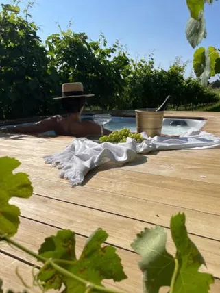 Ảnh Vinha by NHome