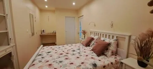 Ảnh Chambre independante SDB privative a Amplepuis