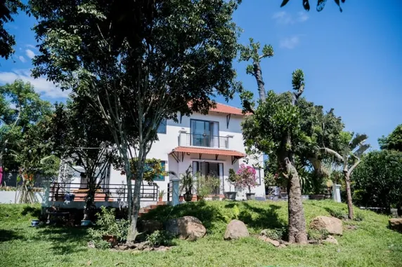 Ảnh Xanh Villa Hòa Bình