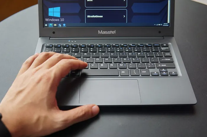 Laptop masstel.