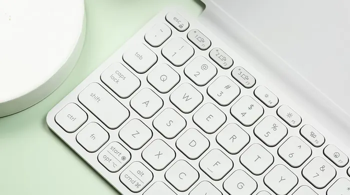 các phím tắt thông minh - Logitech Keys-To-Go 2
