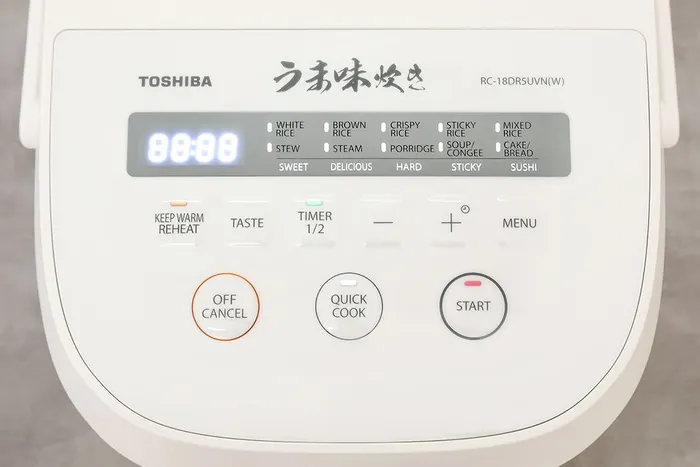 Bảng điều khiển - Nồi cơm điện tử Toshiba 1.8 lít RC-18DR5UVN(W)