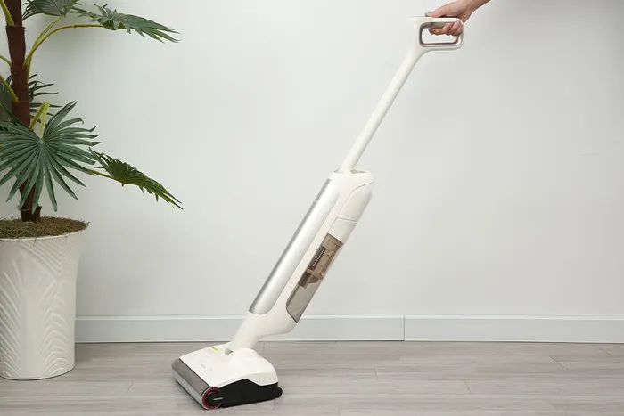 Công nghệ - Máy hút bụi lau nhà Mova M10