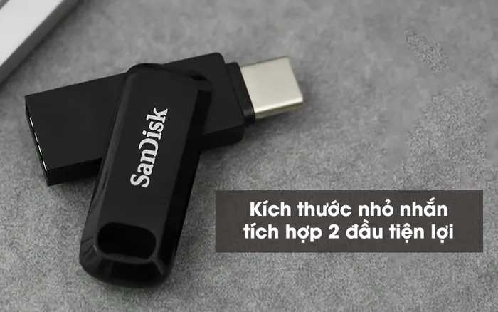 Có kích thước nhỏ gọn - USB OTG 3.1 32 GB Sandisk SDDDC3 Đen