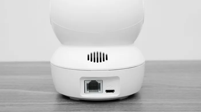 Camera IP 360 Độ 2MP EZVIZ H6C - Có loa và micro tích hợp