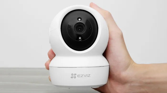 Camera IP 360 Độ 2MP EZVIZ H6C - Dễ dàng kết nối và điều khiển camera qua ứng dụng
