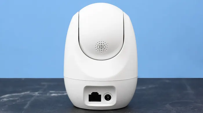 Camera IP 360 Độ 3MP TIANDY TC-H332N - Tích hợp loa mic, cho phép đàm thoại 2 chiều