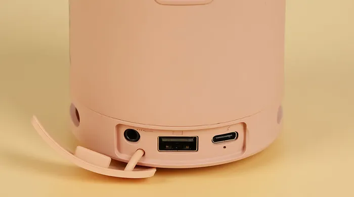 Loa Bluetooth AVA + FreeGo F13 - Cổng kết nối