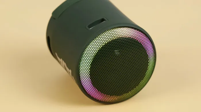 Loa Bluetooth AVA + FreeGo F13 - Đèn LED RGB