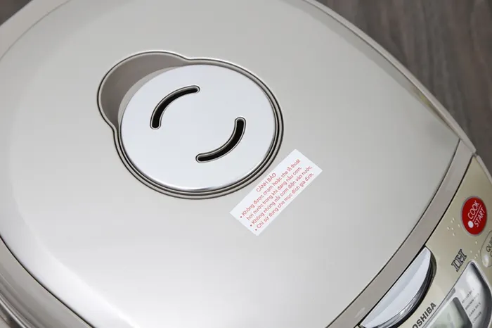 Nồi cơm điện tử Toshiba RC-18RH(CG)VN