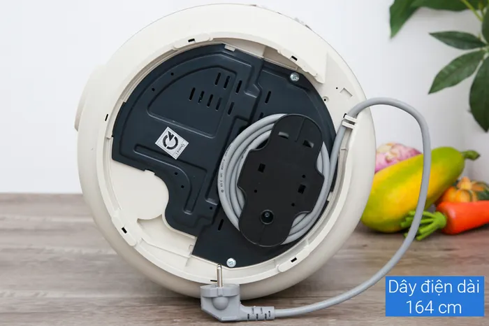 Dây điện quấn gọn - Nồi cơm nắp gài Cuckoo CR- 1413