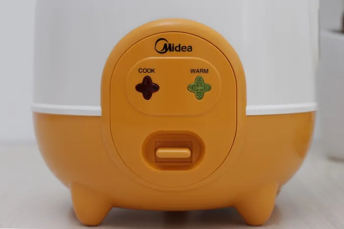 Nồi cơm điện Midea MR-CM06SD