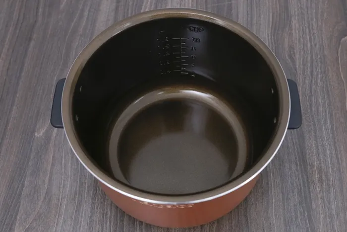 Lòng nồi - Nồi cơm điện tử 1.8 lít Kangaroo KG595
