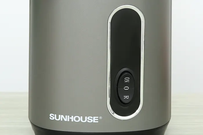 Máy ép chậm Sunhouse SHD5503 - Điều khiển nút nhấn