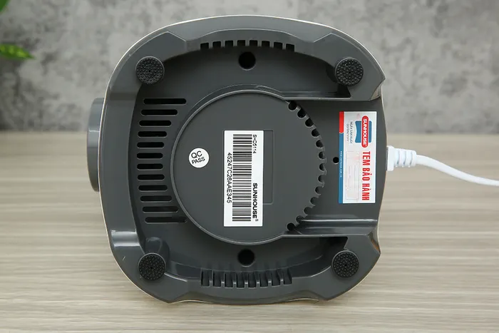 Quạt lửng Senko LTS1632 - Motor, công suất