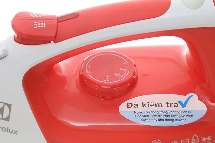 Bàn ủi hơi nước Electrolux ESI5116