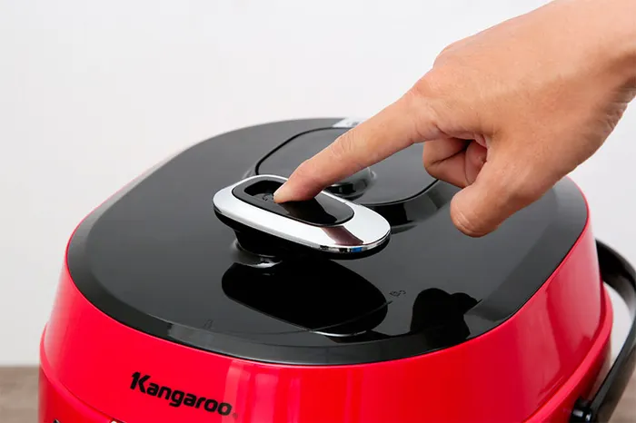 Thân nồi - Nồi áp suất điện Kangaroo KG5P3 5 lít
