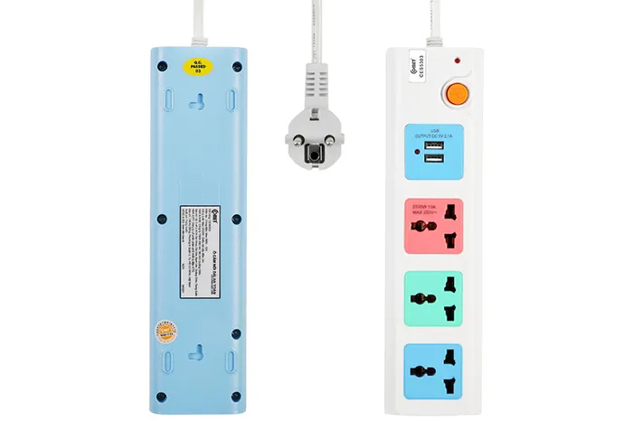 Chất liệu nhựa - Ổ cắm điện 2USB 3 lỗ 3 chấu 3m COMET CES5303