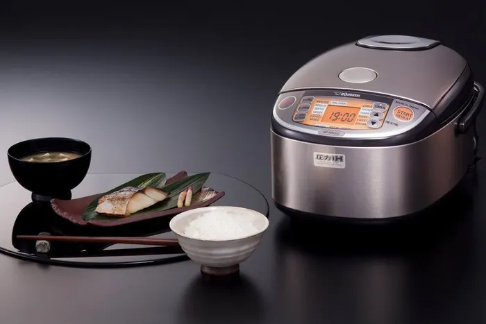 Nồi cơm áp suất điện tử cao tần Zojirushi NP-HRQ10-XT - 1.0L