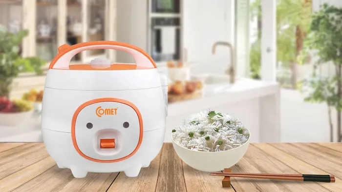Nồi cơm điện Comet CM8006 nhỏ gọn, bắt mắt
