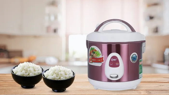 Comet CM8025 có công suất 400W