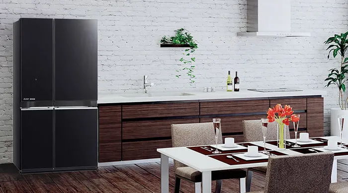 Tủ lạnh nhiều cửa sang trọng và đẳng cấp, mặt gương sáng bóng
