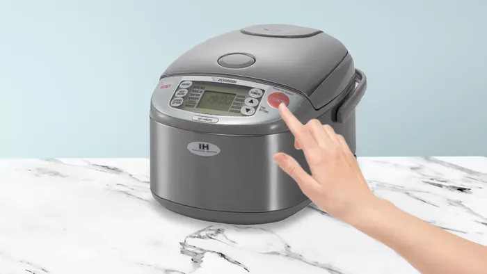 Nồi cơm cao tần Zojirushi NP-HBQ10-XA điều khiển nút nhấn 