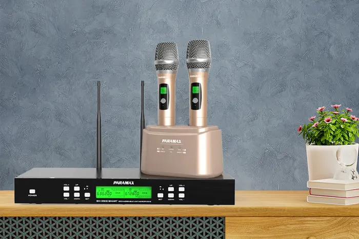 Micro Paramax SM-2500 Smart tái tạo giọng hát sắc nét, trung thực