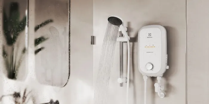 Máy nước nóng trực tiếp Electrolux EWE451QB-W4 thiết kế hiện đại, viền cong mềm mại
