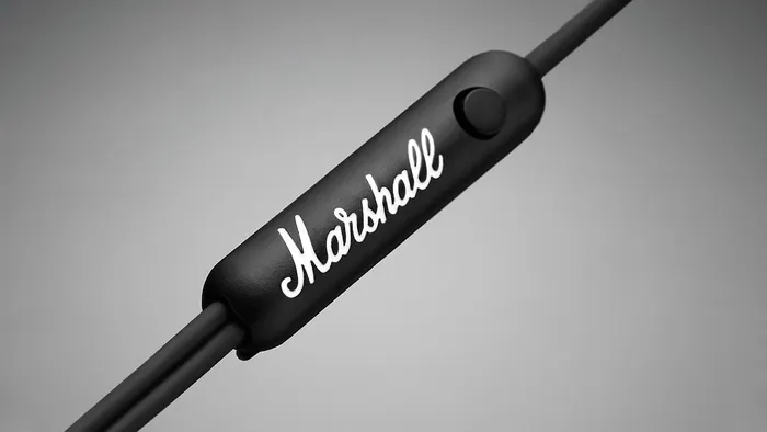 Nút điều khiển đơn tiện dụng của tai nghe Marshall Mode Black And White 