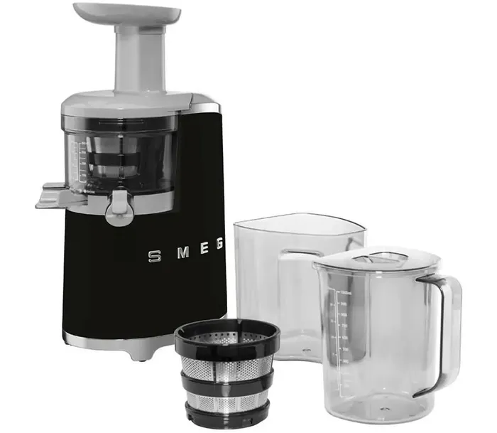 Bình chứa của máy ép chậm Smeg SJF01BLEU có dung tích 500ml