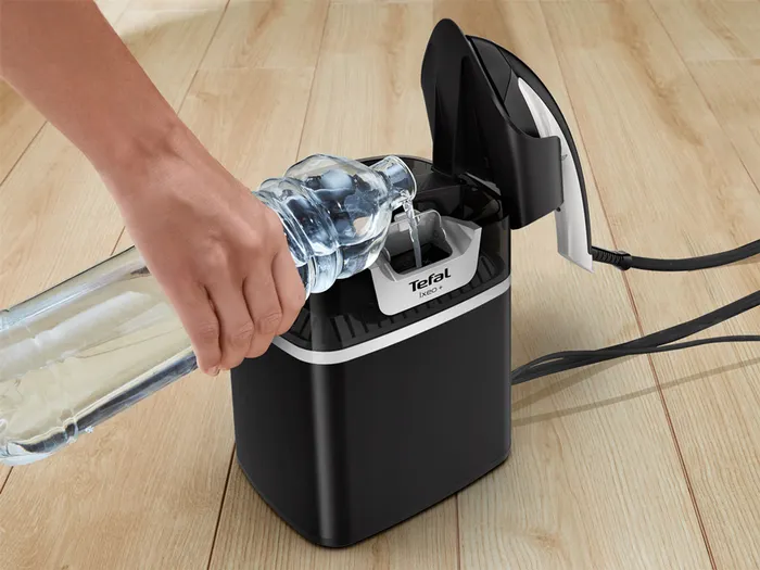 Bình chứa nước bàn ủi Tefal QT1510E0 dung tích 1 lít