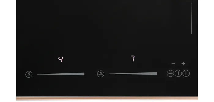 Bếp từ Smeg SIM693WLDR có điều khiển cảm ứng tiện lợi 