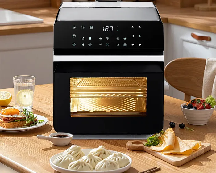 Chiên và hấp cùng lúc giúp món ăn thêm thơm ngon đậm vị