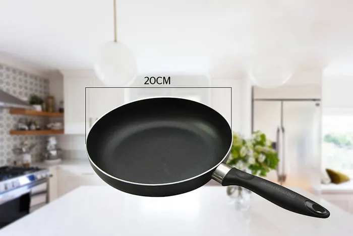 Chảo trơn Sunhouse CT20 có kích thước rộng 20cm 