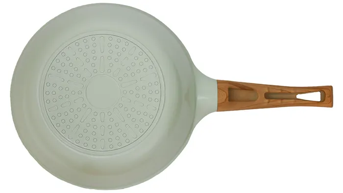 Titani TWP-20WB có đáy từ bằng inox 430 dày dặn