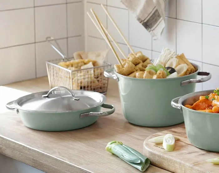 Edelkochen EDK-07PCS 20cm sở hữu thiết kế tiện dụng