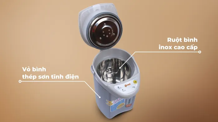 Bình được hoàn thiện bằng chất liệu cao cấp