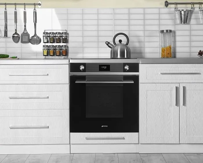Lò nướng âm Smeg SF6101TVN1 có kiểu dáng sang trọng 