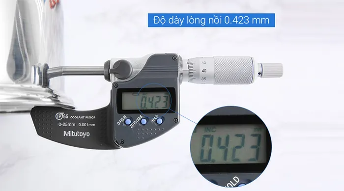 Lòng nồi dày dặn, bền bỉ - Nồi inox 3 đáy 20cm Hommy CW-S042-20