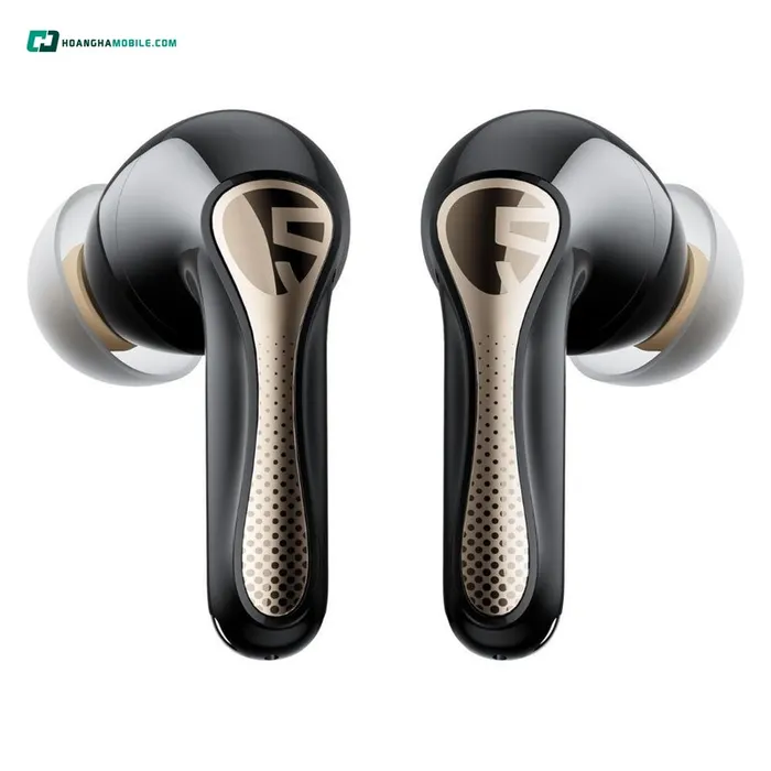SoundPEATS Air5 Pro+ được hoàn thiện theo phong cách tối giản, hiện đại