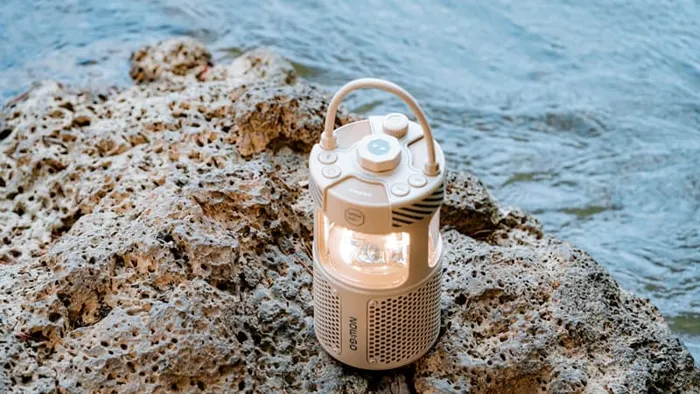 Nowgo F1 Lamp Speaker.