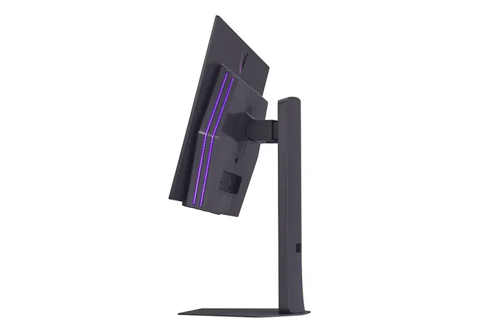 Màn hình gaming LG UltraGear 27GX790A-B