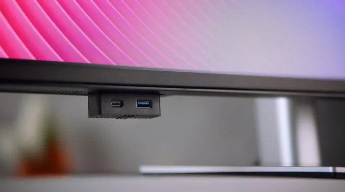 Màn hình Dell UltraSharp U4323QE