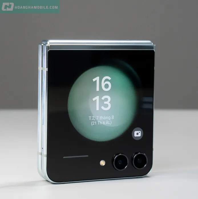 Giá của Samsung Galaxy Z Flip5