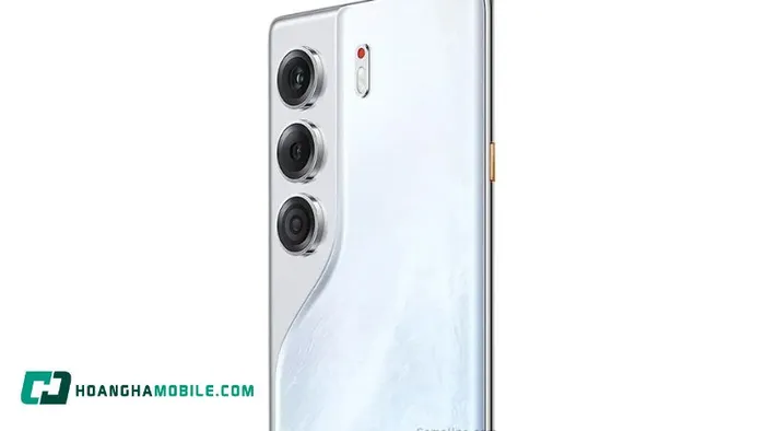 TECNO CAMON 40 Pro và CAMON 40 đều được trang bị màn hình chất lượng cao, nhưng CAMON 40 Pro nhỉnh hơn về công nghệ hiển thị