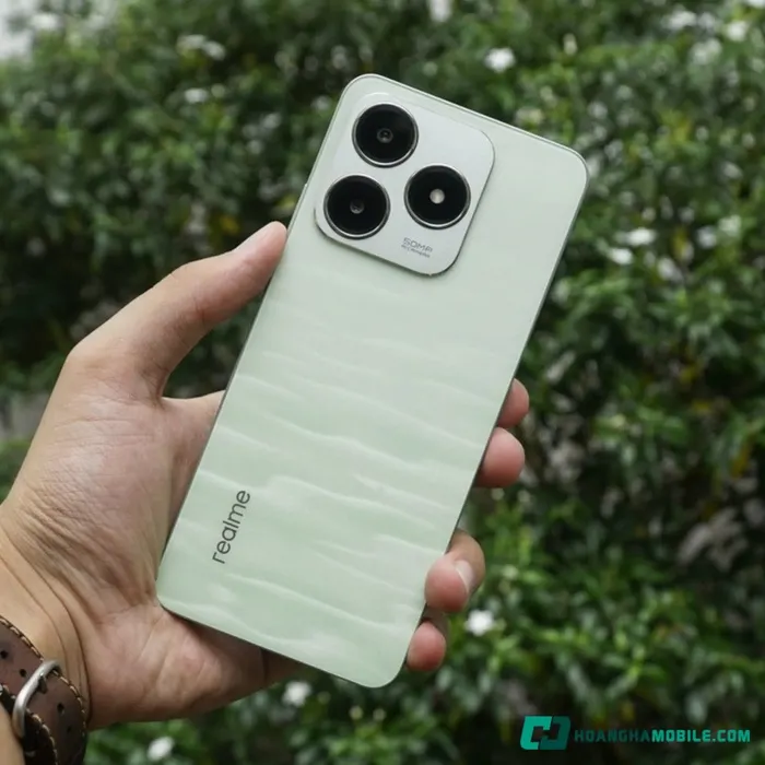 Camera 50MP chụp ảnh sắc nét và camera trước 8MP hỗ trợ làm đẹp AI trên realme C65s