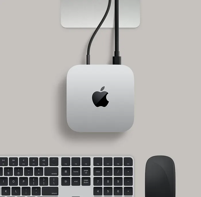 Một trong những nâng cấp quan trọng trên Mac Studio Chip M3 Ultra là sự xuất hiện của Thunderbolt 5