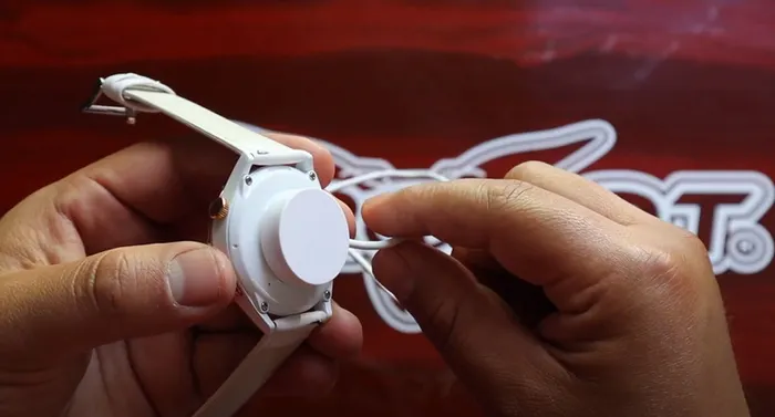 Sạc pin dễ dàng, thoải mái dùng cả ngày.